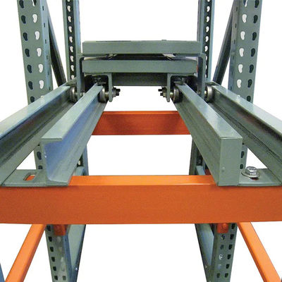Système de rangement de palettes à remontage en entrepôt